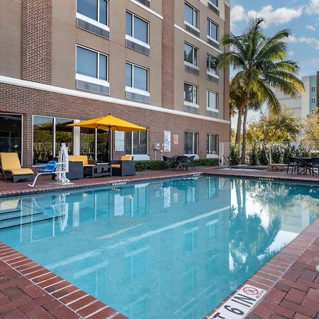 Cambria Hotel Ft Lauderdale, Airport South & Cruise Port Дания-Бич Экстерьер фото